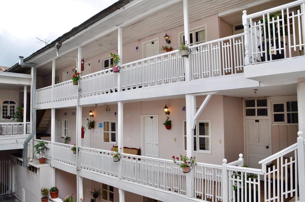 Hotel Europa Alausí Exterior foto